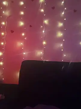 Snapshot of magic_man1085 chatting on February 13, 2026, 6:19 pm magic man1085 online show from February 13, 2026, 6:19 pm