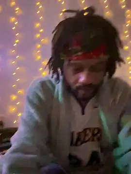 Snapshot of magic_man1085 chatting on February 7, 2026, 8:00 am magic man1085 online show from February 7, 2026, 8:00 am