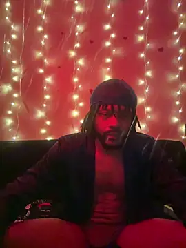 Snapshot of magic_man1085 chatting on March 3, 2026, 5:58 am magic man1085 online show from March 3, 2026, 5:58 am