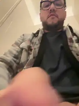 Snapshot of latinocalientehot chatting on February 23, 2026, 9:48 pm latinocalientehot online show from February 23, 2026, 9:48 pm