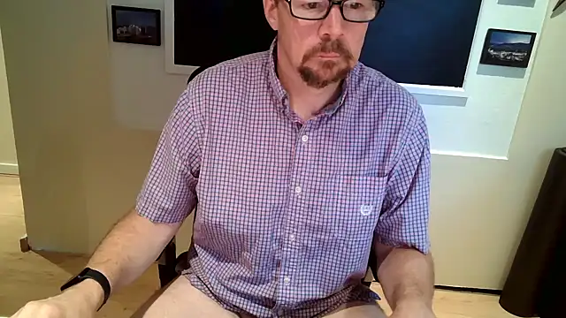 Snapshot of Scotsmanx chatting on June 30, 2026, 1:44 pm Scotsmanx online show from June 30, 2026, 1:44 pm