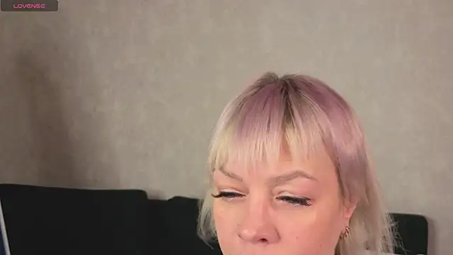 Ann Annise online show from March 5, 2026, 12:51 am