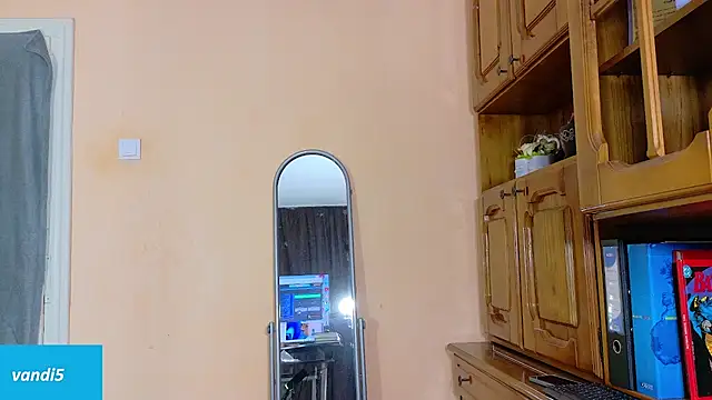 VandiFive online show from March 2, 2026, 8:49 pm