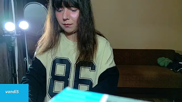 VandiFive online show from April 5, 2026, 8:15 pm