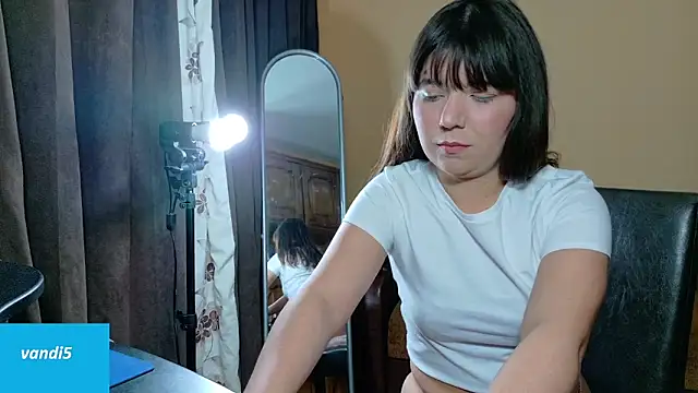 VandiFive online show from April 9, 2026, 8:37 pm