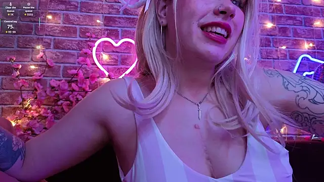 AnnaQuiin online show from March 27, 2026, 3:04 am