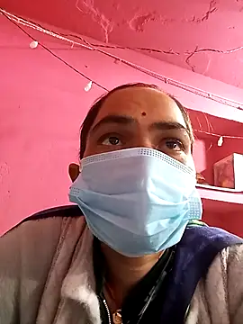 Julilodhi8695 online show from February 3, 2026, 6:22 am