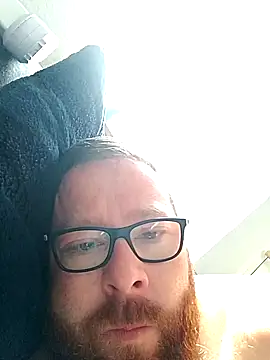 Snapshot of Schaschi_90 chatting on June 22, 2026, 6:21 am Schaschi 90 online show from June 22, 2026, 6:21 am