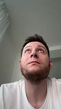 Snapshot of LubasOriginMen chatting on February 12, 2026, 4:18 pm LubasOriginMen online show from February 12, 2026, 4:18 pm