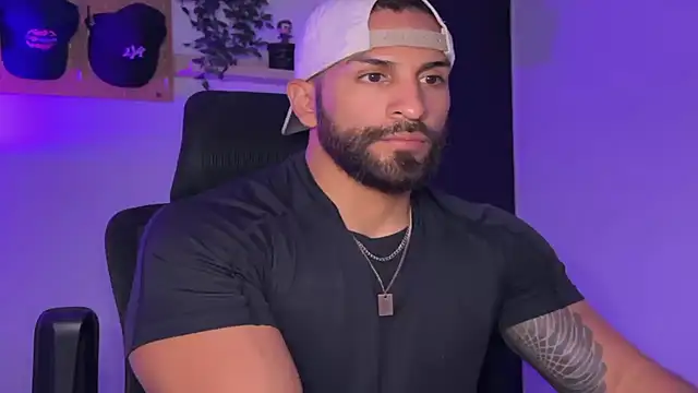 SamDornan51 online show from March 18, 2026, 4:15 am