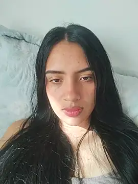 cynliu online show from July 18, 2026, 8:28 pm