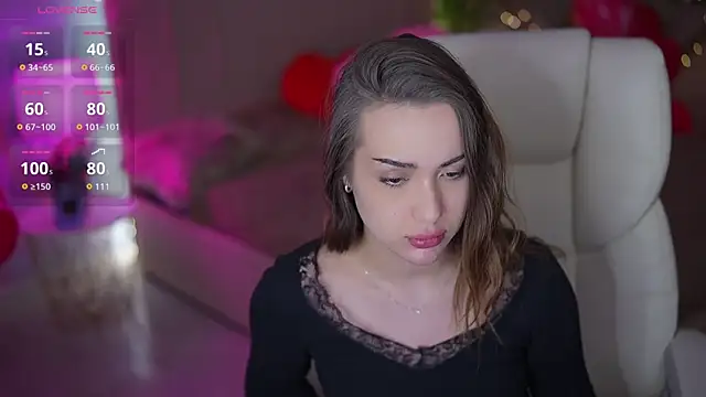 Snapshot of OliviaMoore_ chatting on February 15, 2026, 1:54 pm OliviaMoore online show from February 15, 2026, 1:54 pm