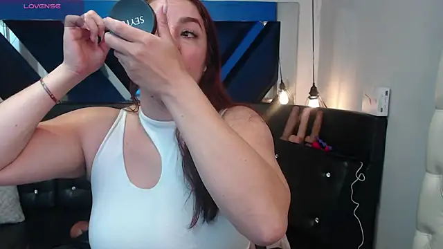 Snapshot of Alison-mar chatting on July 14, 2026, 7:31 pm Alison-mar online show from July 14, 2026, 7:31 pm