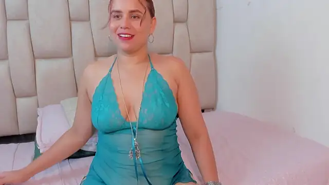 Snapshot of alennax chatting on February 2, 2026, 12:15 pm alennax online show from February 2, 2026, 12:15 pm