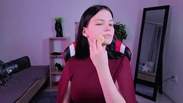 Maria trend online show from February 18, 2026, 4:58 pm