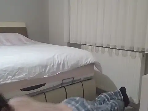 hessds34 online show from March 3, 2026, 6:59 pm