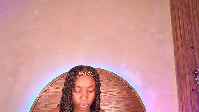 Snapshot of mollyjackson_ chatting on May 5, 2026, 11:30 pm mollyjackson online show from May 5, 2026, 11:30 pm