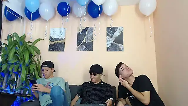 DesiresOfOlympus  online show from March 18, 2026, 8:21 pm