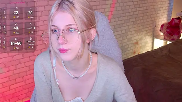 Snapshot of alicedews chatting on February 24, 2026, 2:07 pm alicedews online show from February 24, 2026, 2:07 pm