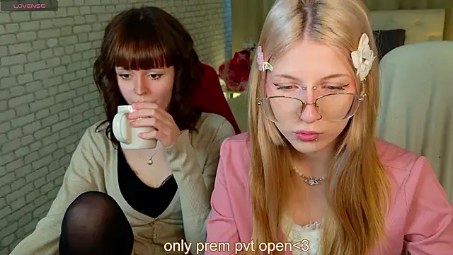 michelewild online show from March 10, 2026, 1:37 pm