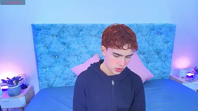 Snapshot of ryan_onFire chatting on February 25, 2026, 11:32 am ryan onFire online show from February 25, 2026, 11:32 am