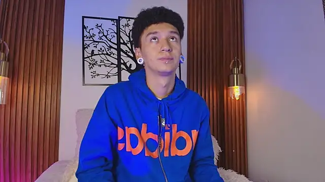 Snapshot of David_Banks_ chatting on February 23, 2026, 12:39 pm David Banks online show from February 23, 2026, 12:39 pm