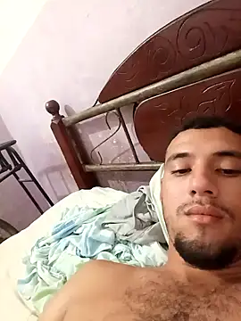 Snapshot of Francisco171 chatting on February 6, 2026, 3:02 am Francisco171 online show from February 6, 2026, 3:02 am