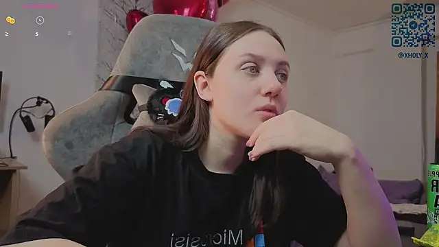 Snapshot of Holy_Kveta chatting on February 17, 2026, 3:26 am Holy Kveta online show from February 17, 2026, 3:26 am