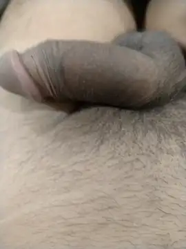 Snapshot of rosz_ chatting on February 2, 2026, 8:13 am rosz online show from February 2, 2026, 8:13 am