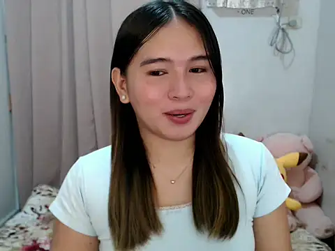 lovely Janeee online show from April 7, 2026, 9:49 pm