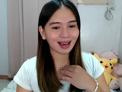 Snapshot of lovely_Janeee chatting on May 4, 2026, 9:28 pm lovely Janeee online show from May 4, 2026, 9:28 pm