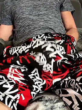 Snapshot of Netflixundcock chatting on February 18, 2026, 1:51 pm Netflixundcock online show from February 18, 2026, 1:51 pm