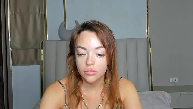 Snapshot of stellaa_quenn chatting on February 5, 2026, 12:06 am stellaa quenn online show from February 5, 2026, 12:06 am