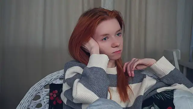 Snapshot of TarynPalek chatting on February 18, 2026, 6:44 am TarynPalek online show from February 18, 2026, 6:44 am