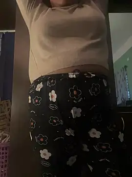 Snapshot of Kinkypratiki69 chatting on August 3, 2026, 5:19 pm Kinkypratiki69 online show from August 3, 2026, 5:19 pm