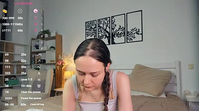 MalvinaTrafford online show from April 11, 2026, 8:56 pm