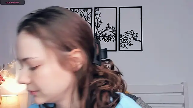 Snapshot of MalvinaTrafford chatting on February 18, 2026, 9:00 pm MalvinaTrafford online show from February 18, 2026, 9:00 pm