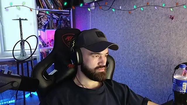 Snapshot of _Mostly_ chatting on February 14, 2026, 5:51 am Mostly online show from February 14, 2026, 5:51 am