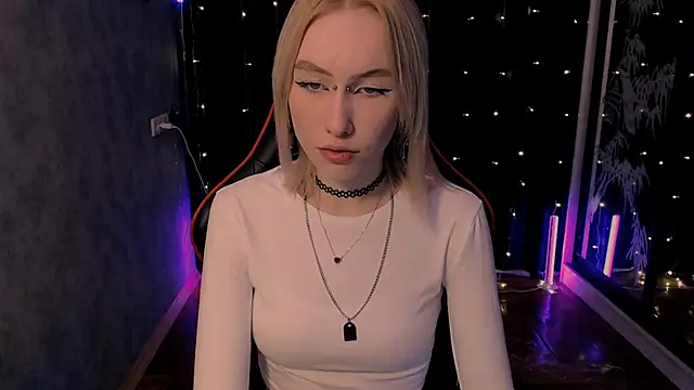 crybambi online show from February 9, 2026, 5:49 am