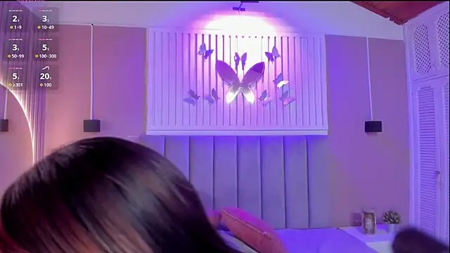  Kailythompson online show from March 4, 2026, 7:43 pm