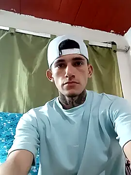 Alexwedcam online show from February 2, 2026, 9:25 pm