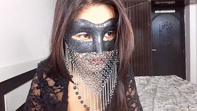 Snapshot of Alina_Teen chatting on May 6, 2026, 9:02 am Alina Teen online show from May 6, 2026, 9:02 am