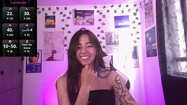 Snapshot of IvyStone_ chatting on May 9, 2026, 8:12 pm IvyStone online show from May 9, 2026, 8:12 pm