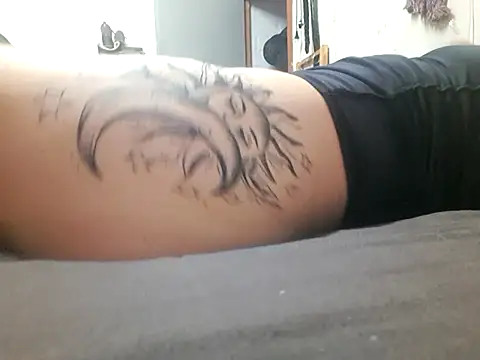 tuhardsexy online show from April 10, 2026, 1:07 pm