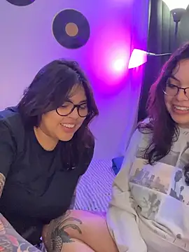 Snapshot of KittyTatts chatting on February 21, 2026, 2:57 am KittyTatts online show from February 21, 2026, 2:57 am