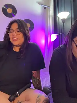 Snapshot of KittyTatts chatting on February 19, 2026, 2:52 am KittyTatts online show from February 19, 2026, 2:52 am