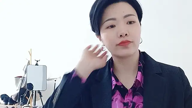 Nikishine online show from February 25, 2026, 2:23 am