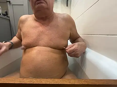 Snapshot of Korni1960 chatting on February 6, 2026, 9:16 am Korni1960 online show from February 6, 2026, 9:16 am