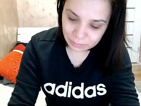 Snapshot of LorraGrey chatting on February 6, 2026, 6:20 am LorraGrey online show from February 6, 2026, 6:20 am