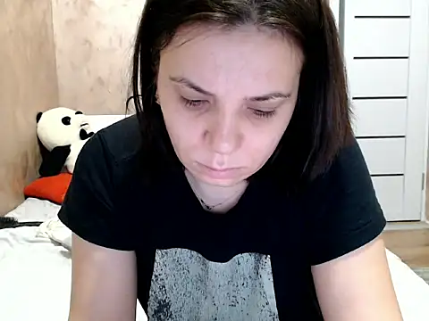 Snapshot of LorraGrey chatting on February 9, 2026, 4:32 am LorraGrey online show from February 9, 2026, 4:32 am